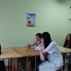 «Жизнь дороже всех сокровищ»: встреча священнослужителя со студентами Полесского аграрного колледжа